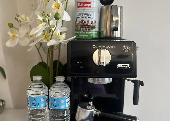 Hyper Centre 10 * París